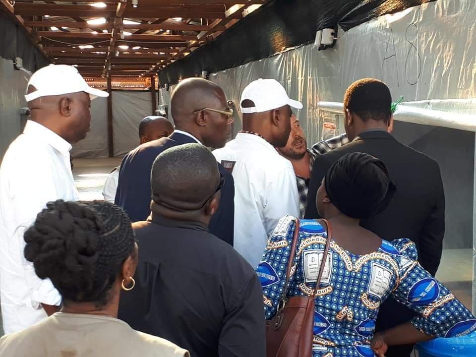 _Lamuka's tweet photo. #Lamuka

🇨🇩 @MartinFayulu a visité ce sam 16 Fév 2019 le Centre d riposte à Ebola à Butembo. 
~Afin d constater le travail abattu pr éradiquer 7 maladie et apporter 1 soutien moral à l'équipe ki fait 1 travail remarquable avec tous les risques liés à la prise en charge d malade https://t.co/eF2AOKTz7X