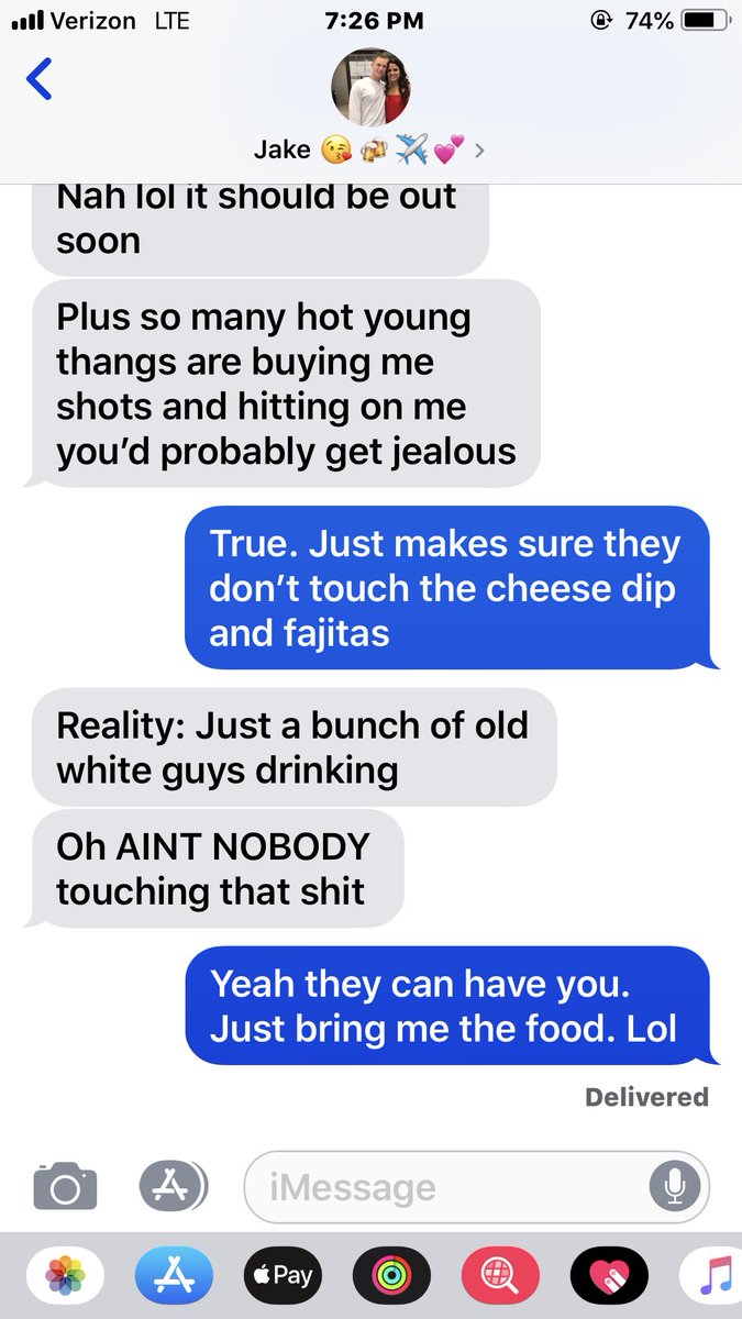 t_ortiz22's tweet photo. So Jake and I got a to go order at the Mexican restaurant and I’ve been sitting in the car and it’s taking forever so I texted him.... anyways this sums up our relationship😂 https://t.co/xLTACCZZdQ