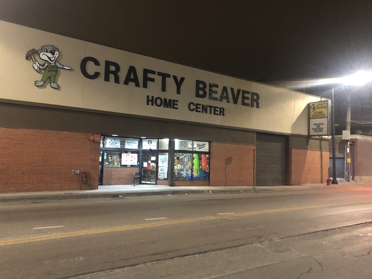 NEW: Sources say at least one of the brothers purchased the rope used in Jussie Smollett incident at Crafty Beaver hardware store the weekend of Jan 25th.
Plain red hats worn by brothers were purchased from an Uptown beauty supply store. @cbschicago
https://cbsloc.al/2SJo6mP