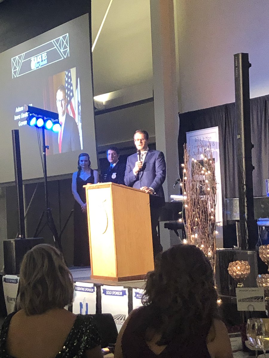 mamasrnic's tweet photo. #corteva supports #FFA!  Here at the Iowa FFA foundation black tie/blue jackets gala.  Adam Gregg, LT. Governor of Iowa, speaking about how FFA develops the next generation of Ag leaders! https://t.co/OIv8o8OLrj