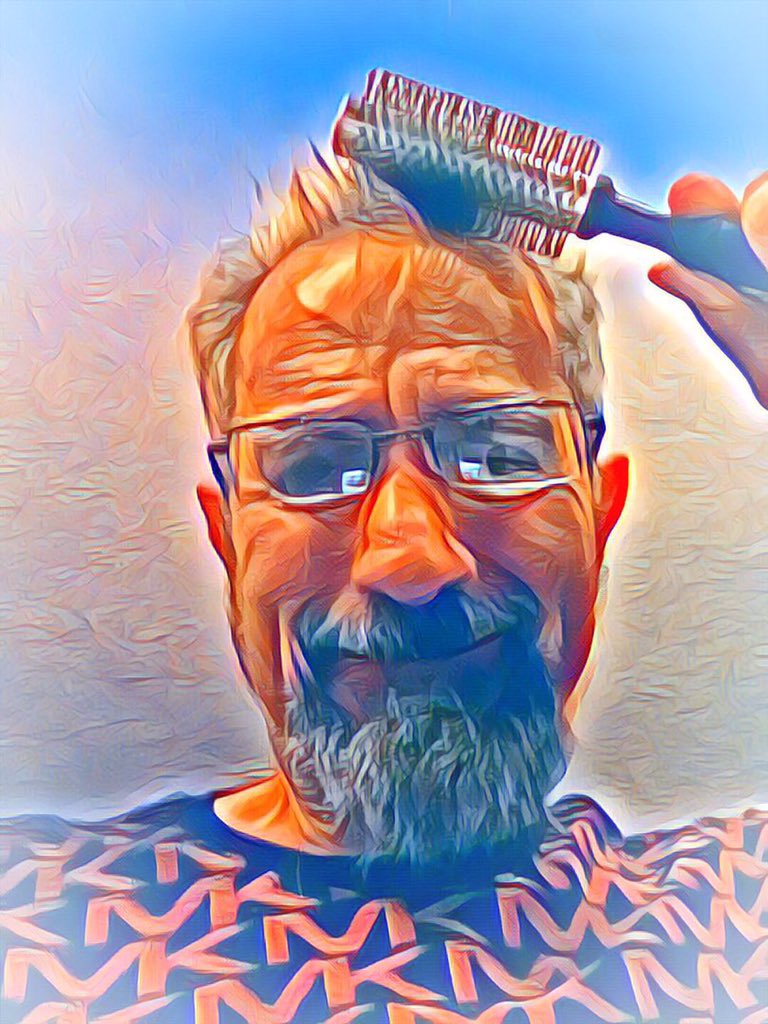 DrMarioRamirez's tweet image. #neuroChallenge continuando con este challenge ahora añadí peinarme y afeitarme con la mano izquierda.
¿Cual tu vas hacer?