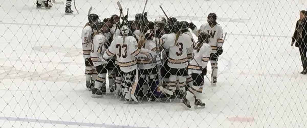 Avery Dunn's OT Goal Delivers the Ephs a 2-1 Win Over Middlebury and 1st Place in NESCAC. bit.ly/2SDOIWm