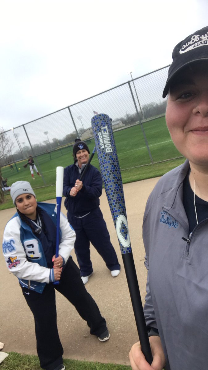 coach_sather's tweet photo. Had a great time in College Station with Varsity🥎 #warriorbucs https://t.co/QKYyp4ETi8