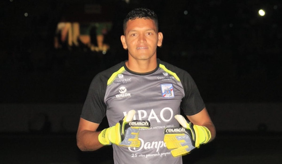 reuschperu's tweet photo. 2 años titular en el Ascenso, vital para volver a primera.
El arco es tuyo, Pedro! #PedroTitular #Mannucci
Foto: @camannucci https://t.co/vQl3bIIcjo