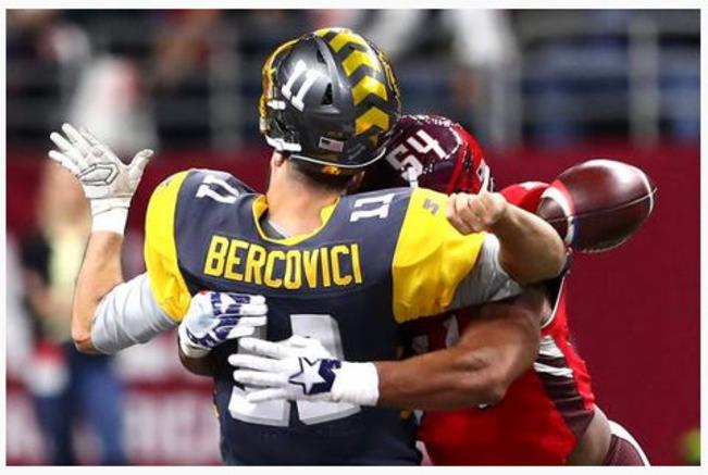 DarrinSheffer's tweet image. #33Stackchat
Q2: what were your first thoughts when you saw this hit on the QB, then how did you feel about it not being called a penalty?