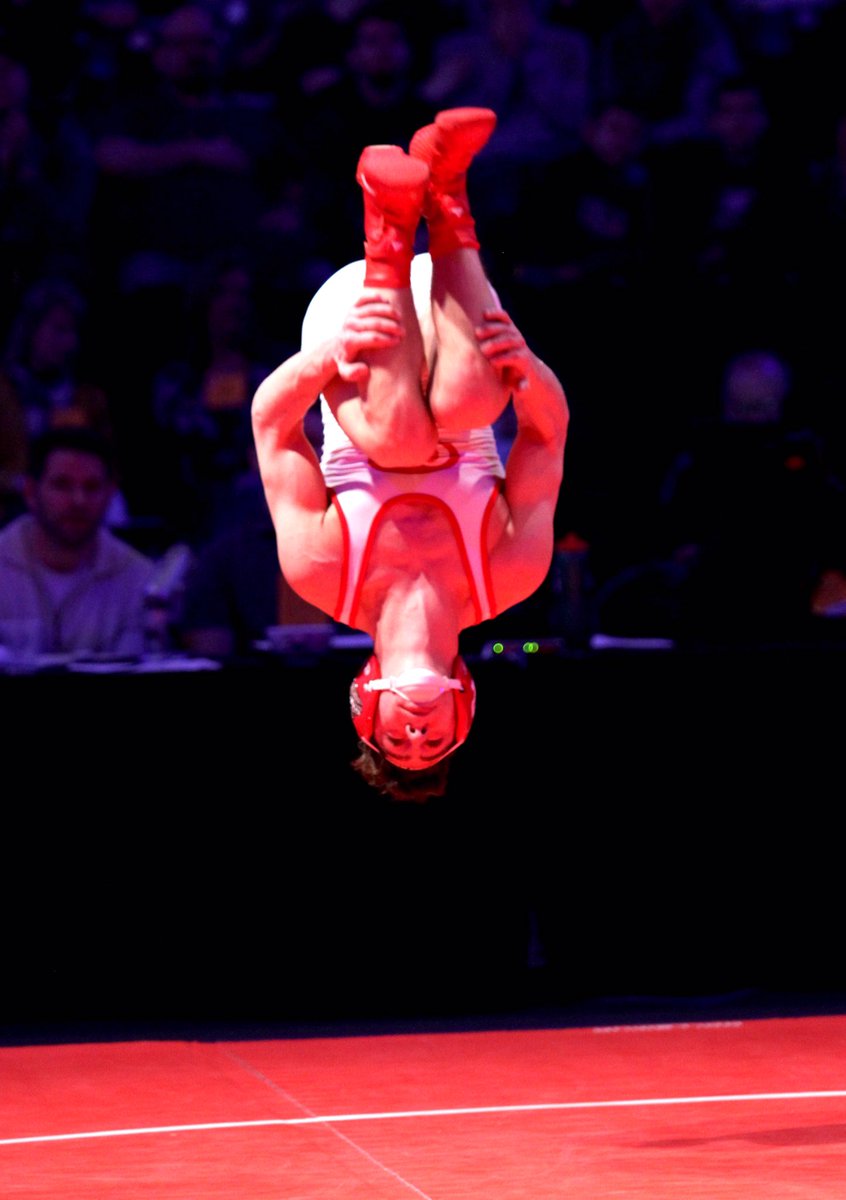 c_schanz's tweet image. I mean no disrespect to gymnasts, but wrestler #backflips are the best kind of backflips. #wrestling #IHSAA #statefinal