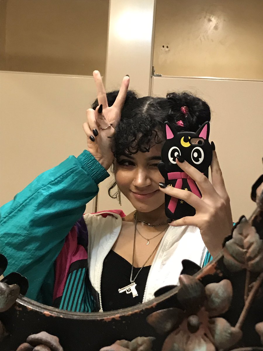 physedellaa's tweet photo. I rejected someone today and he called me an ugly bitch and said he was going to shoot me and that he hopes I choke on a dick and die https://t.co/lUEVpuD9Az