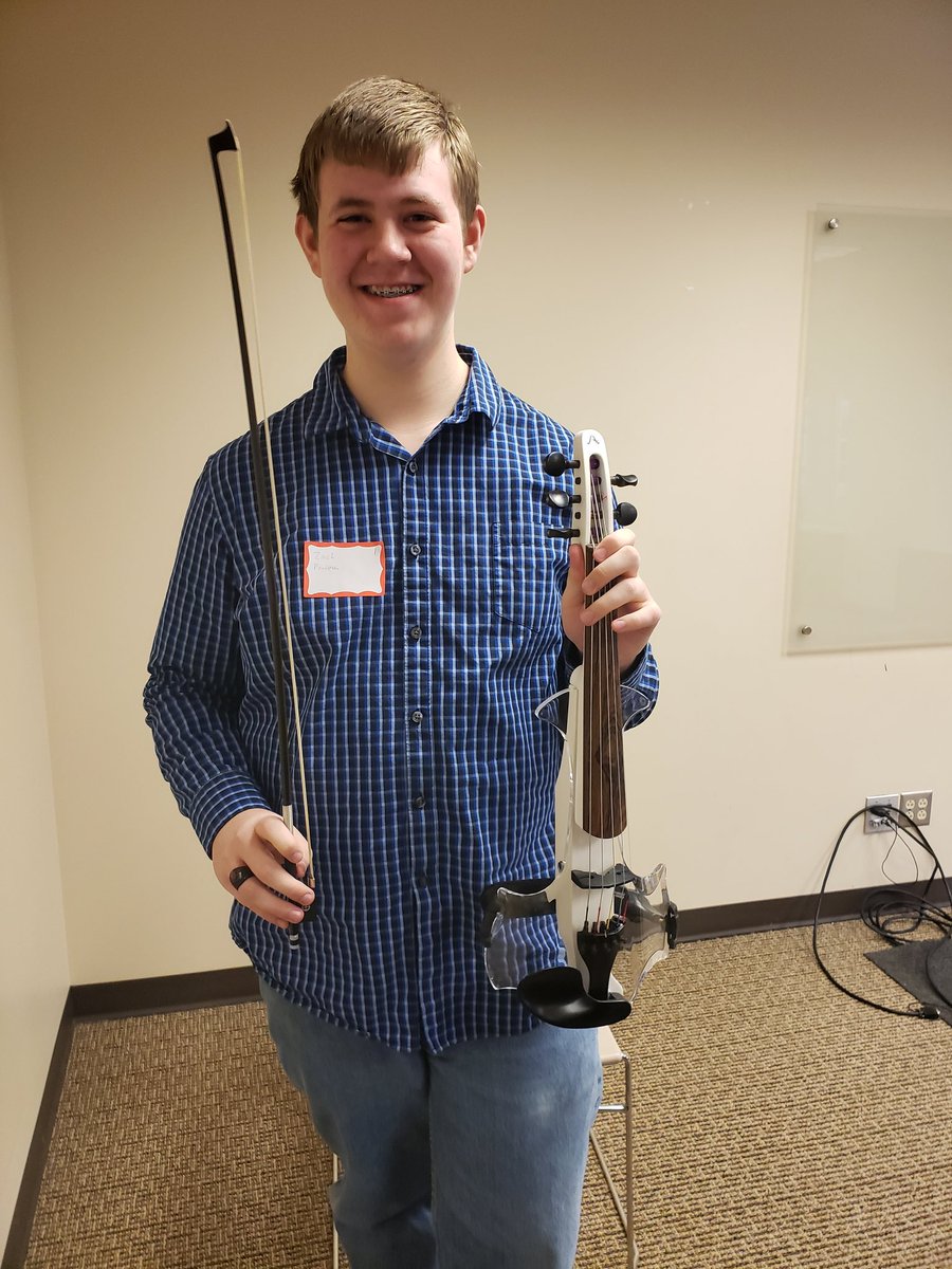 ohdeutsch's tweet photo. Staatskongress 2019! German students enjoying a day competing, learning, and celebrating the German culture with other German students from all over Indiana!! https://t.co/ueIPXFskvF
