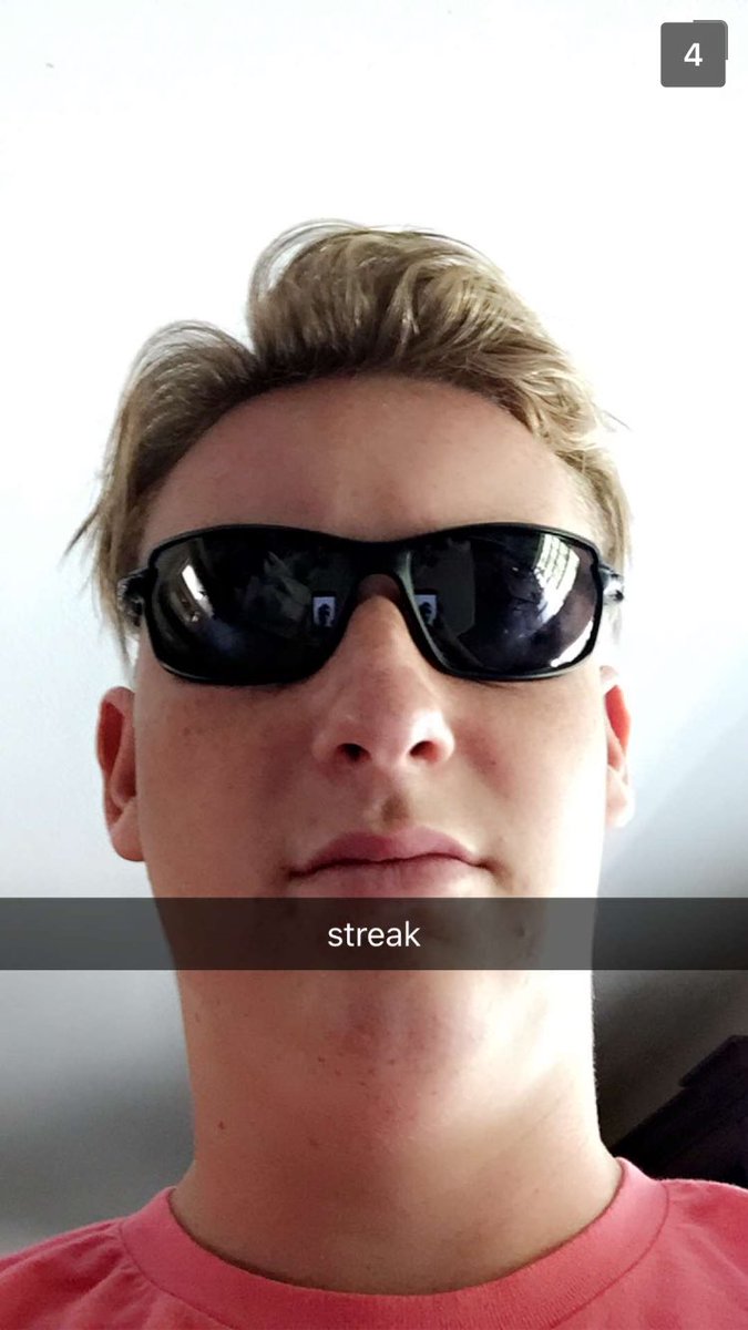 kyleauma's tweet image. S/o to my favorite banjo player today is his special day @hacobjowell