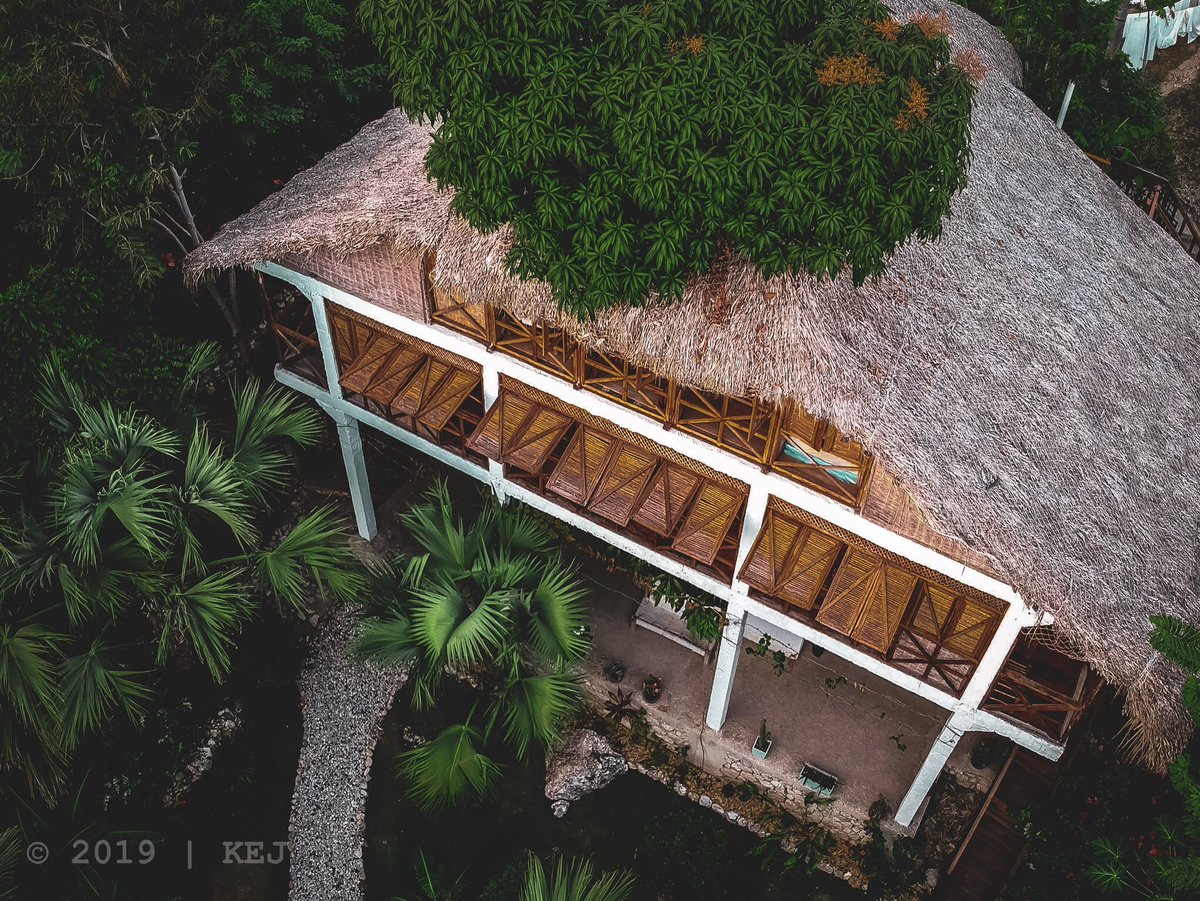 DestinationJac1's tweet photo. Location : Haiti Surf Guest House
Jacmel
#destinationjacmel #annaljakmel https://t.co/Gb0LwOKB2T