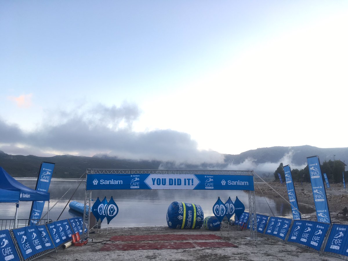 Good morning and welcome to all of our Sanlam Cape Mile participants! 

Good luck for the day. 

#CapeMile