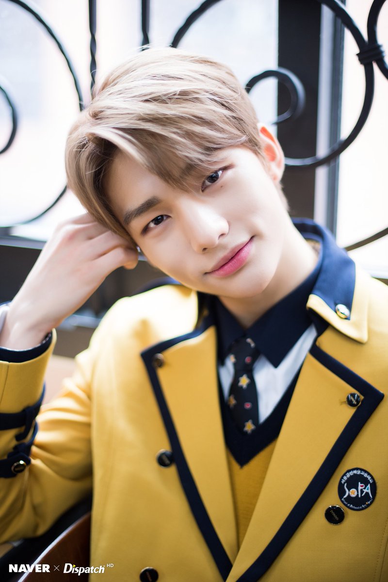 Stray Kids Cloud 9 Naver X Dispatch Hd Photos A Boy With A Refreshing Smile Stray Kids Hyunjin Straykids 스트레이키즈 Stray Kids