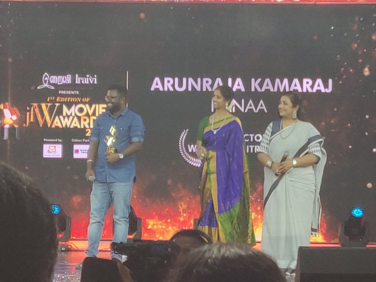 #JFWMovieAwards: @Arunrajakamaraj anna wins Best Director of Women-centric Awards for #Kanaa!! Keep rocking anna✌💥