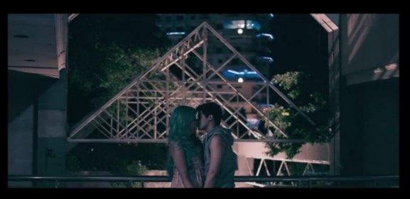 gummy_0710's tweet image. Kapwa lamang tayong
Nag-iisa&apos;t nalulungkot
Ginamot natin ang isa&apos;t isa
Kaibigan
Ngayong pareho na tayong
Mabuti ang kalagayan
Oras na
Oras na bang
Magpaalam 

@hashtag_mccoydl @itsJaneOineza 
@jplaxamana 😭😭😭
#ProjectFeb14 

p.s.GRABE dn musical scoring!Un ba tawag dun direk?:)