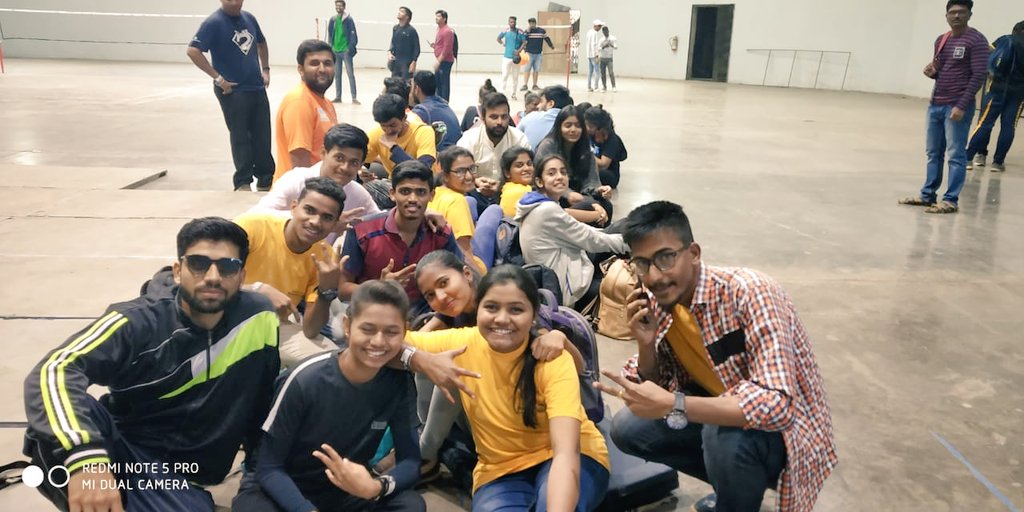 4_rid3142's tweet photo. #Rise2019
#Daptar
#Zone4
#dhingana 
#alwaysbehappy☺ 
#GoGreen #GoClean 
#Rotaract3142 https://t.co/BL3ZvEDpmN