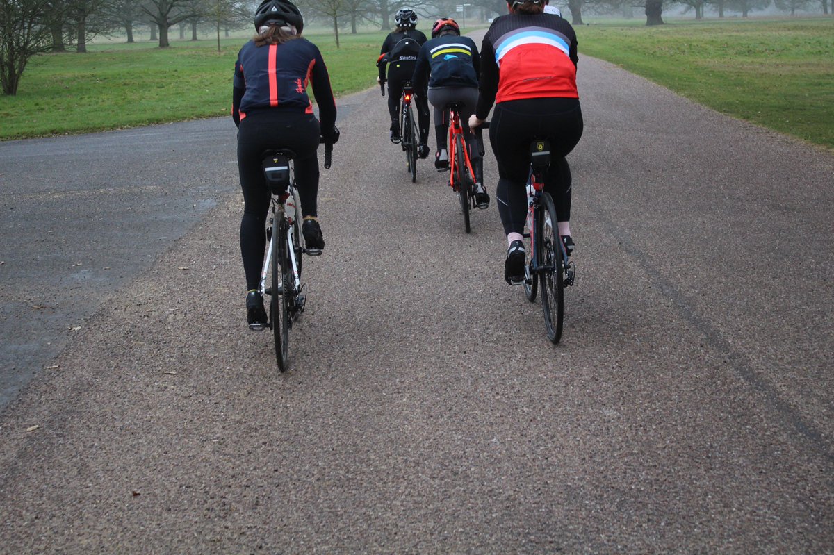 Great time yesterday riding with <a href="/Haute_Route/">HauteRoute</a> out to Windsor for buns. Thanks to Laura for joining us, chatting all things high up and generally being great fun. On to the next one in late spring 👌 #hauteroute #cycling
