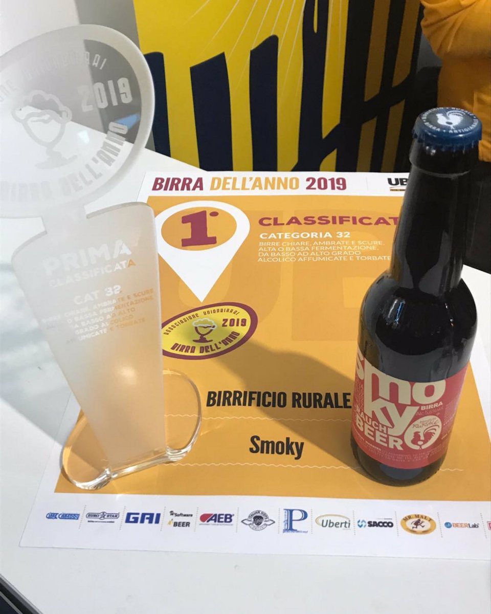 Con🍺Smoky il <a href="/BRurale/">Birrificio Rurale</a> si aggiudica la medaglia d’oro 🥇
Cat. 32 – Birre chiare, ambrate e scure, alta o bassa fermentazione, da basso ad alto grado alcolico affumicate e torbate

#bda2019 #beerattraction
