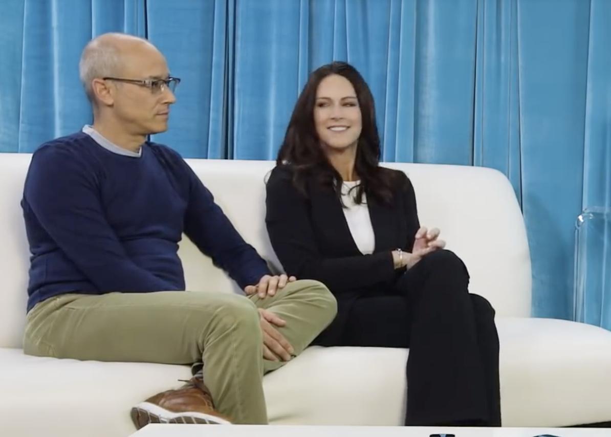 Un entretien avec Isa Dick Hackett: À l'occasion de la Comic Con de New York, la fille de Philip K. Dick, Isa Dick Hackett, et David Zucker, producteur de The Man in the High Castle ont tous les deux été brièvement interviewés. Ils annoncent travailler… dlvr.it/Qz4t2C