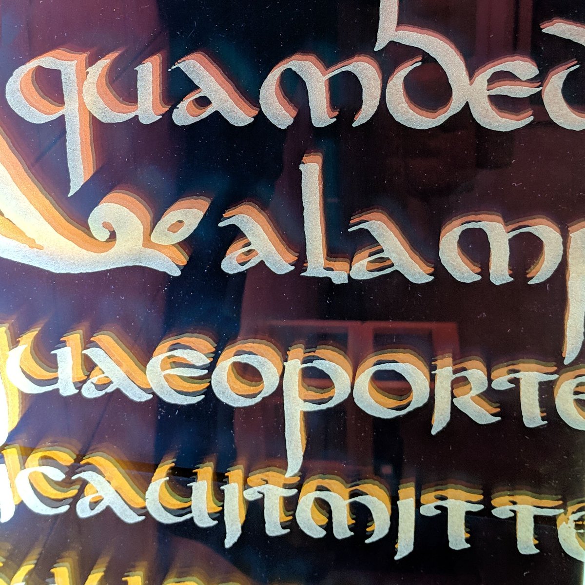 #Glasgestaltung #Glasdesign #Glaskunst #Architektur #KunstAmBau #Vitrago #Mockup #GlasFassade #Gütersloh #LaserGravur #LED #Farbeffektglas #Reflektionen #3dEffekte