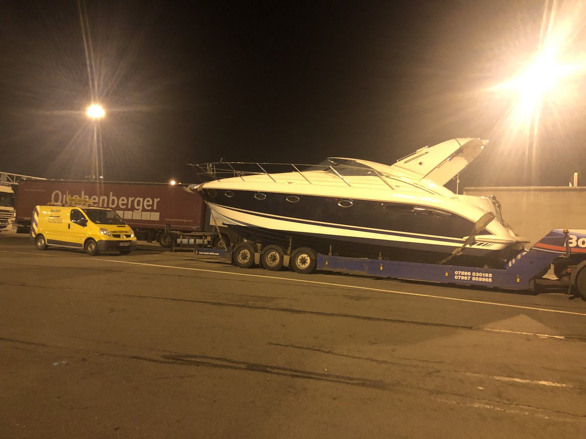 ShiftBoat's tweet image. It’s a bit late but Friday night sore us arrive at Calais to come home at a reasonable hour. From leaving the yard to arriving back to the yard we covered 2067 miles with only one delay. @boatshiftSimon @jonathanbass87