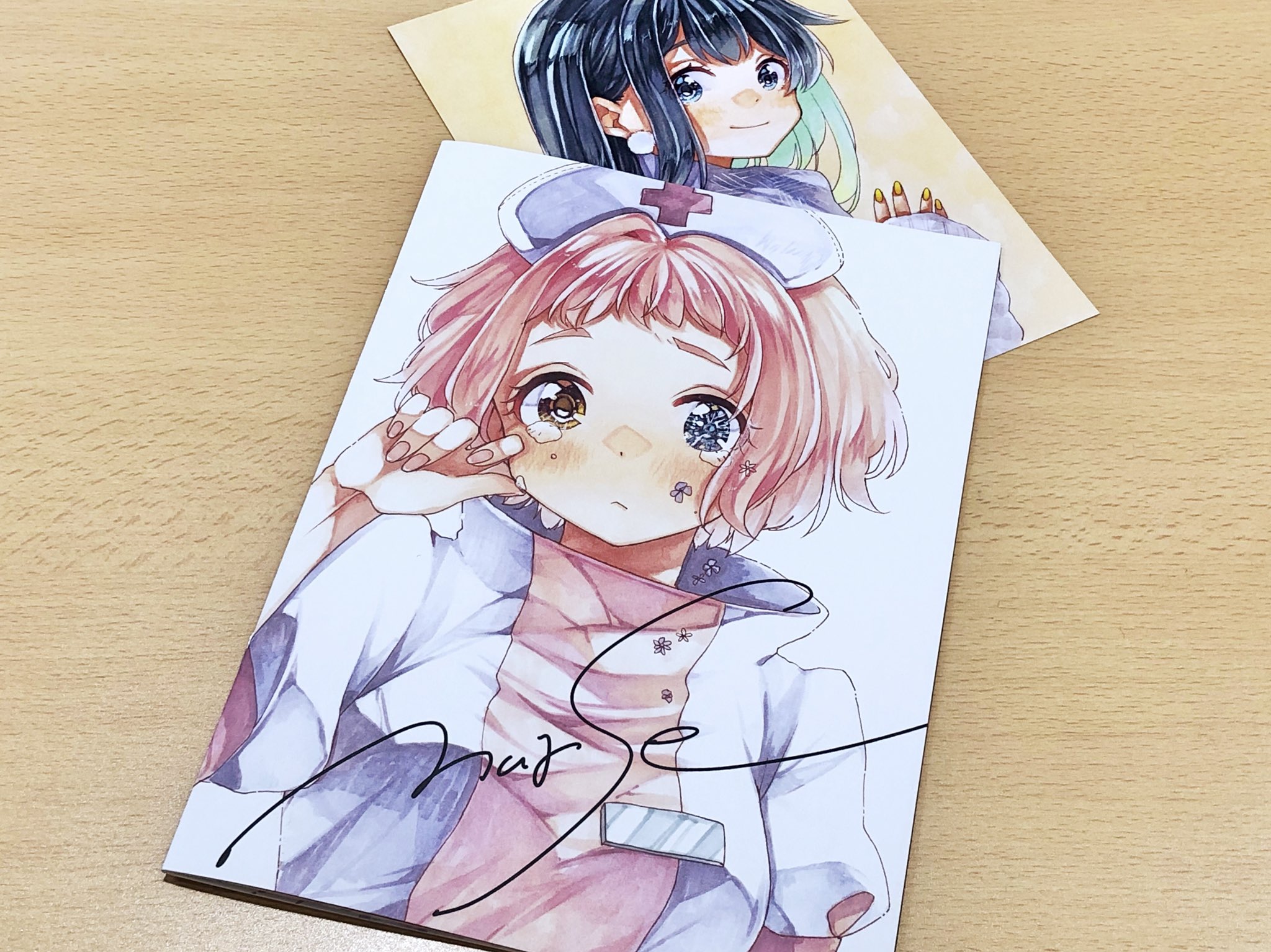 ようかん にくまん子さん Oic Oniku の画集 泥図録 と漫画 蝶のなんちゃら 共感もありつつ 考えさせられるなあとかも思いつつ でも根っこにあるのは 人の心をほぼ生でいただくの美味しい て満足感だ えぐい でもうまい レアステーキ最高