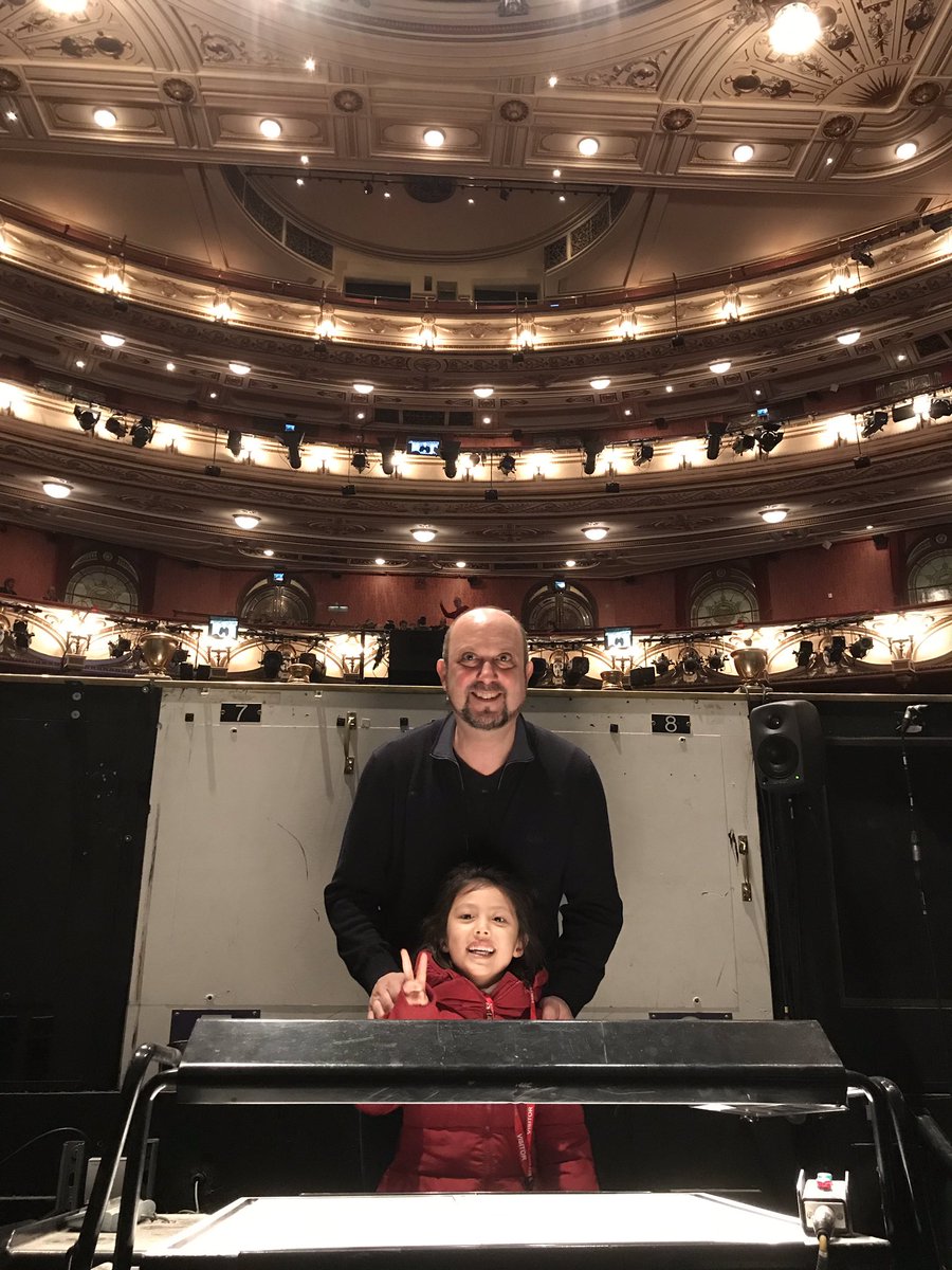 ajoelconductor's tweet photo. My last performance at @E_N_O for #laboheme - very sad to have finished the run, after having such a fantastic time with this wonderful Institution, first rate Cast, Chorus and Orchestra! Back home to Vienna today, and off skiing for a few days tomorrow! https://t.co/kLeCeqEMjT