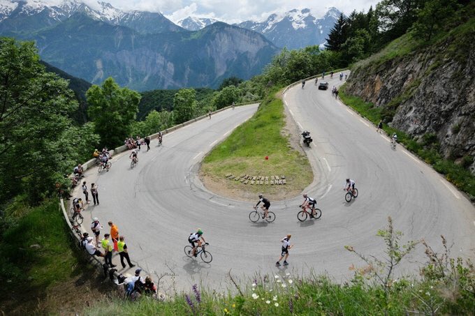 alpedhuzes's tweet photo. ‼️🚨 4️⃣.0️⃣0️⃣0️⃣.0️⃣0️⃣0️⃣,- 🚨‼️

Er is al 4 miljoen euro aan donaties opgehaald voor onderzoek naar kanker en naar verbetering van kwaliteit van leven van mensen met kanker. #ad6 🎊🎉

📷 Harry Kleijnen https://t.co/ZFcB5FTZmB