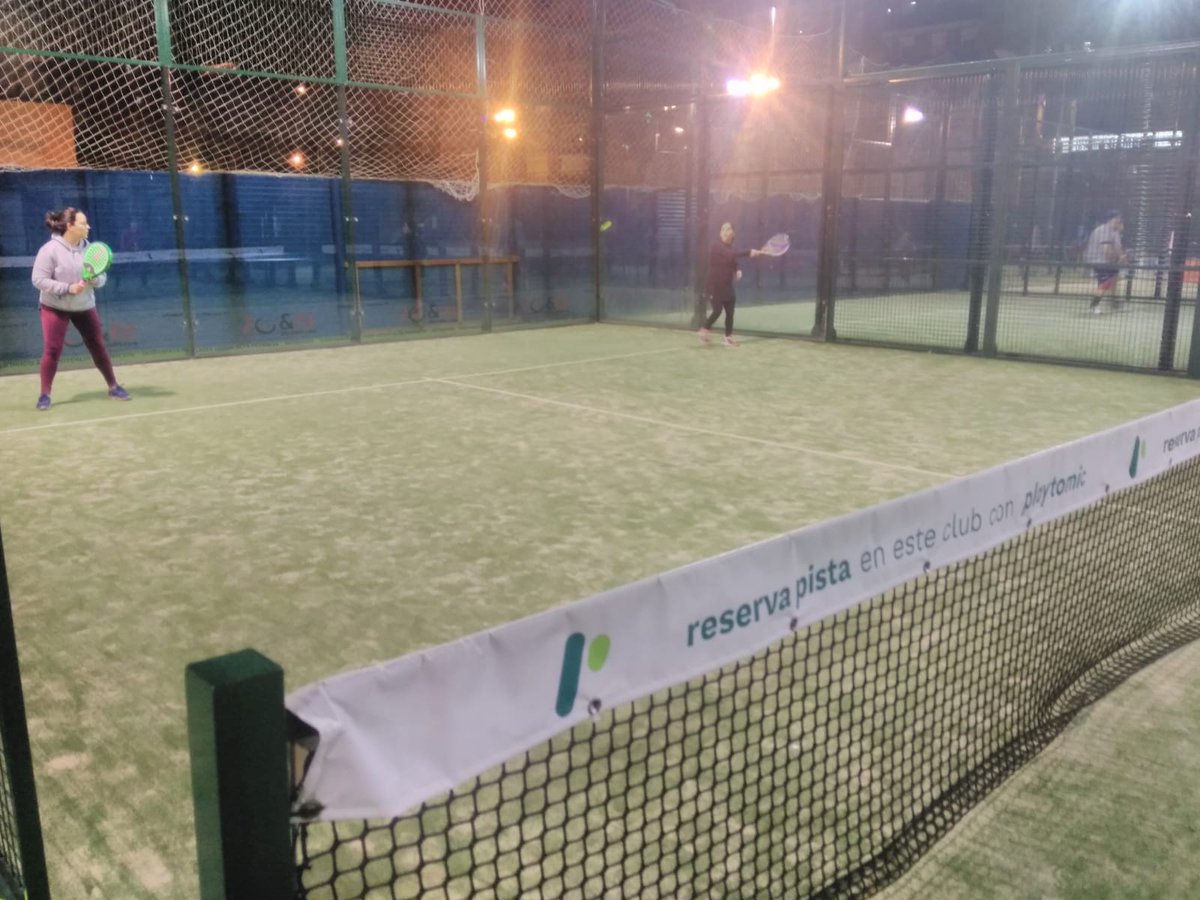 Club Quiero Pádel tweet media