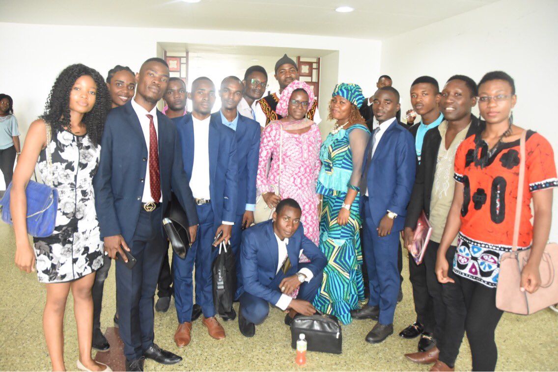 NgobeuC's tweet photo. YES HEALTH team was there today at the Conference organized by the United Nations Cameroon, on the theme "Youth Innovation and business  opportunities: the Youth Connekt approach". 

Pregnant women are targeted on SDGs 3: They need cares access and prenatal consultations https://t.co/edqXuePHDO