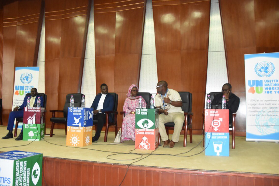 NgobeuC's tweet photo. YES HEALTH team was there today at the Conference organized by the United Nations Cameroon, on the theme "Youth Innovation and business  opportunities: the Youth Connekt approach". 

Pregnant women are targeted on SDGs 3: They need cares access and prenatal consultations https://t.co/edqXuePHDO