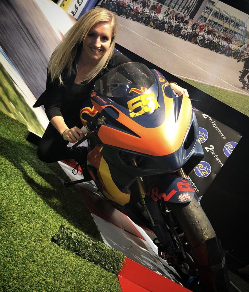 ZAC_motoren's tweet photo. De winnaars dag 3️⃣ @motorbeurs_utrecht!✅

Winnares 5 Vrij Rijden sessies🏆: @by_deetje

Winnaar 2 The Experience training🏆: @pietbarendse 

Kom langs op in hal 10 stand E017/E023 en ga plat door de bocht📸 Vandaag de laatste dag‼️

#rszmotorsport #2theexperience #motorbeurs https://t.co/EAYfB9rmfc
