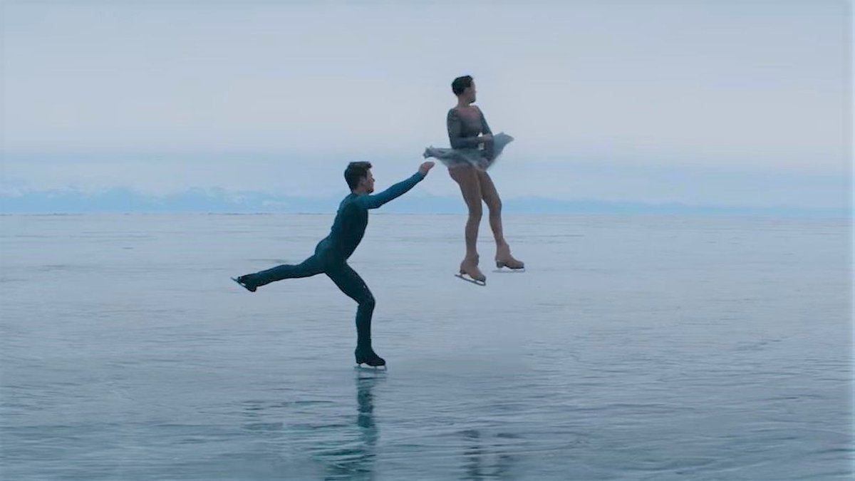 и лететь по белому свету лед