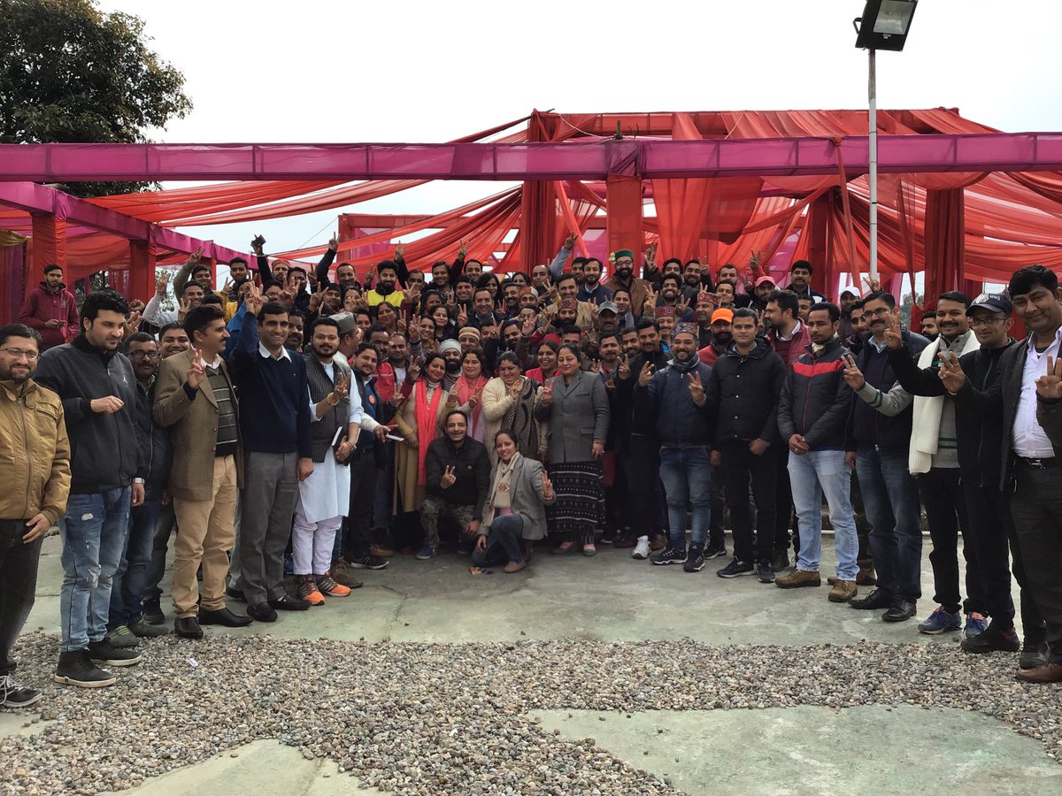 PavanRanaRSS's tweet image. #मिशनलोकसभा2019(4/4)
शाहपुर में कांगड़ा-चम्बा संसदीय क्षेत्र के IT विभाग का अभ्यास वर्ग।
'सोशल मीडिया का उपयोगी प्रयोग' विषय मे कार्यशाला का आयोजन हुआ।।

IT विभाग के कार्यकर्ताओं को क्या करना चाहिये, किस प्रकार करना चाहिये और क्या नही करना चाहिए इसपर विस्तृत चर्चा हुई।