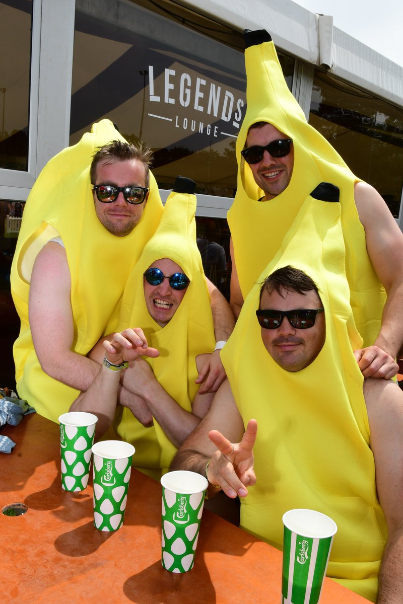 😇Today is National Random Acts of Kindness Day 😇

CHALLENGE: 👇🏽
Try and perform 5️⃣ random acts of kindness before the end of the day. 💪🏼
Will you accept this challenge? We think you should!!