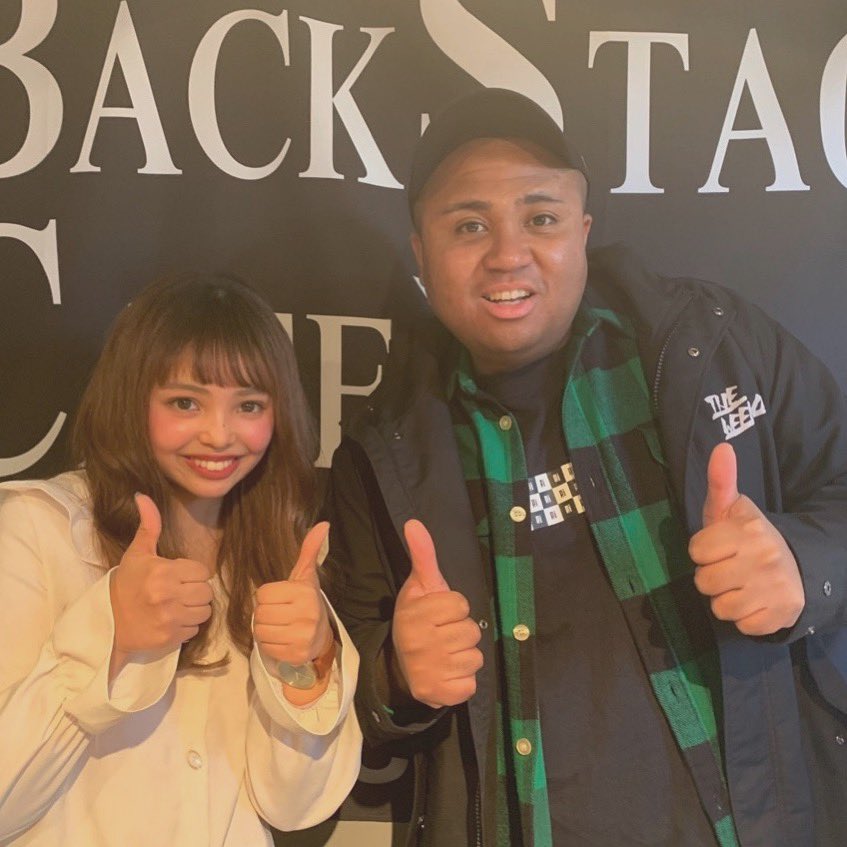 momo8kuro's tweet photo. 生き別れの兄弟に会いました

@hsa199029 さんありがとうございました👐

中2の頃に似てるねって言われてからやっと本人に会えた☺️

右が昔の写真🤳 https://t.co/iXh8sJGwYc