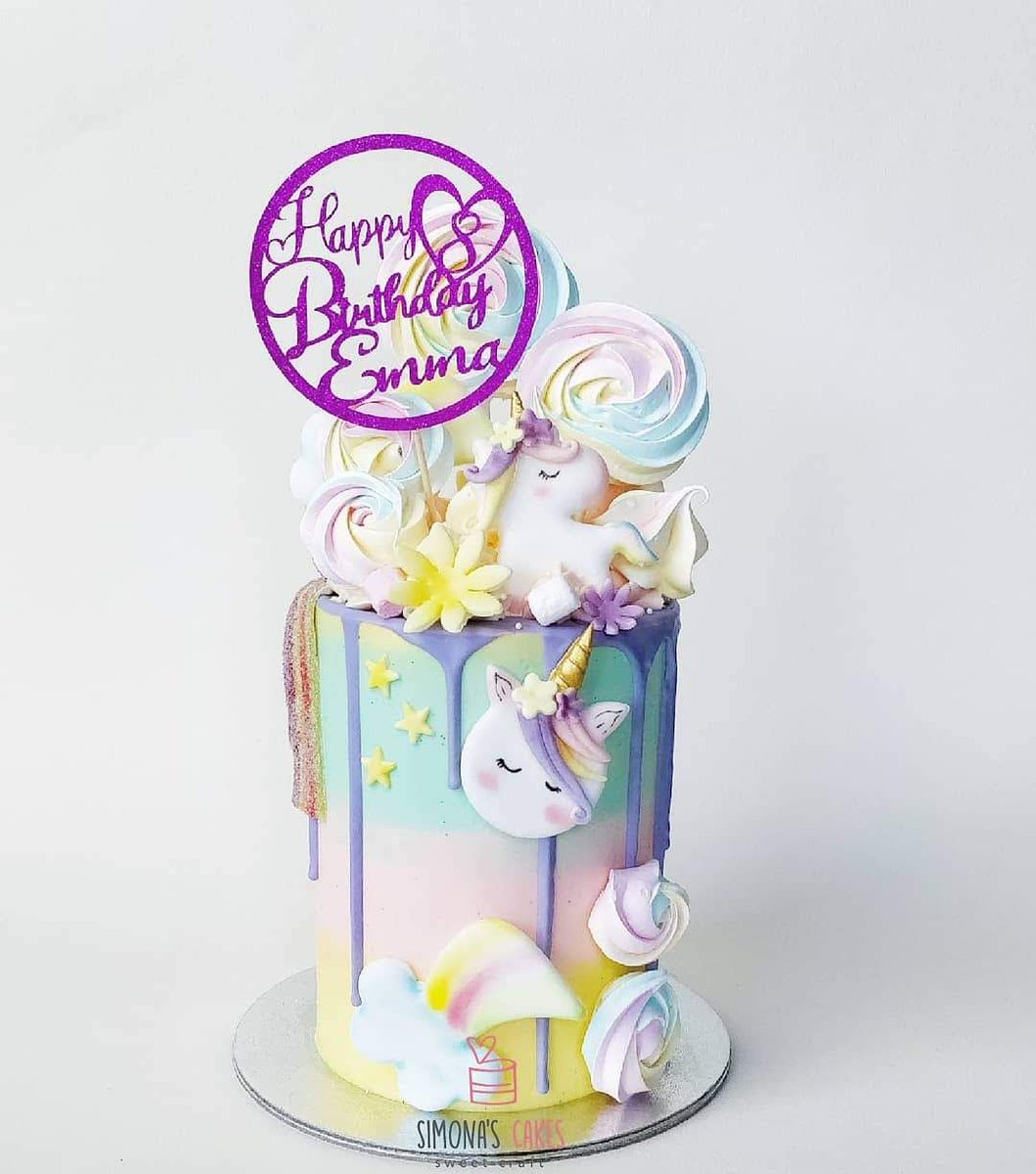 SimonaCakeCraft's tweet photo. ⭐Finally got a chance to make an #unicorn cake!⭐🦄🌈
So much fun and I'm in love with it!!!😍 I can make it again and again!!! 😃
Cake topper available on my Etsy shop, link in bio!👀
.
#simonascakes #edinburgh #edinburghcake #edinburghcakemaker #cake #unicorn  #rainbow https://t.co/NSeQL3ijcv