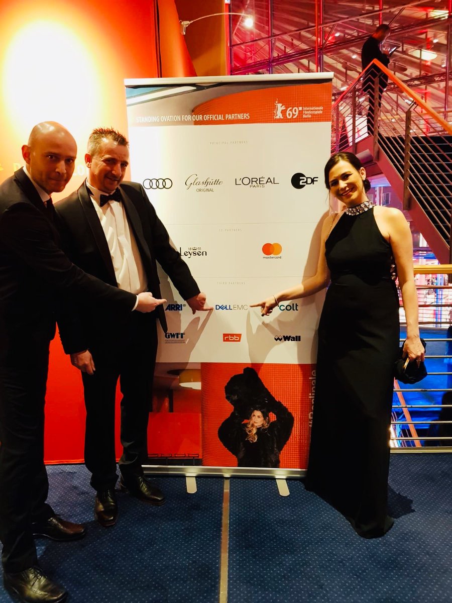 MissMiriStr's tweet photo. Glamorous Teamplay  - #DellEMC &amp; #Berlinale2019. Stunning Night! #Preisverleihung https://t.co/zGqAyO0pt5