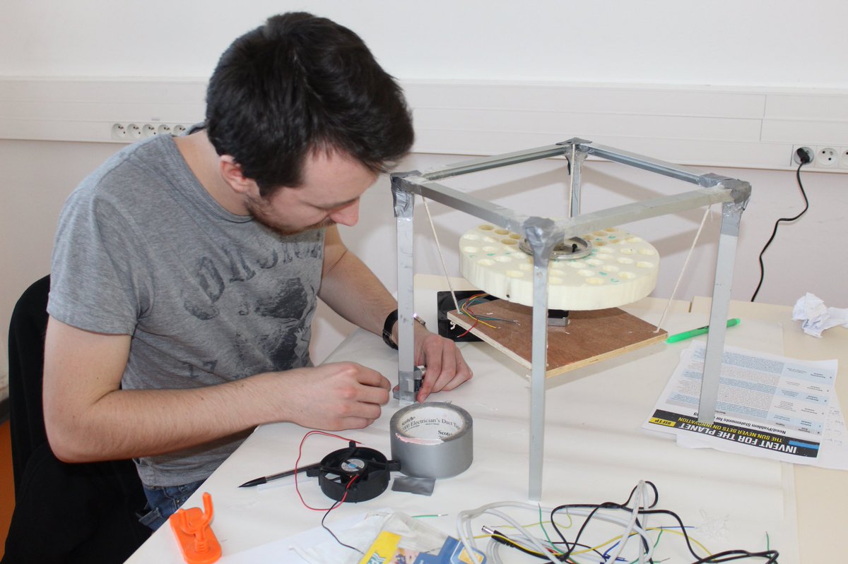 #IFTP #InventForThePlanet Les équipes poursuivent la construction de leurs prototypes. Le stress monte d’un cran ⚡️avec <a href="/TAMU/">Texas A&M University</a> et campus <a href="/ArtsetMetiers_/">Arts et Métiers - ENSAM</a>  d’ <a href="/aixmaville/">Aix-en-Provence</a>