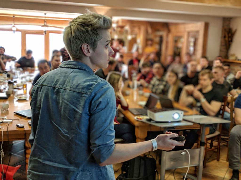 agenturakofein's tweet photo. Už osmý #ppcCAMP je u konce. 3 dny plné vzájemných PPC přednášek, sdílení a diskuzí. 60 účastníků a KOFEIN nemohl chybět :) Díky za organizaci @UnicornsLab 👏❤ https://t.co/nRQhOYNLc5