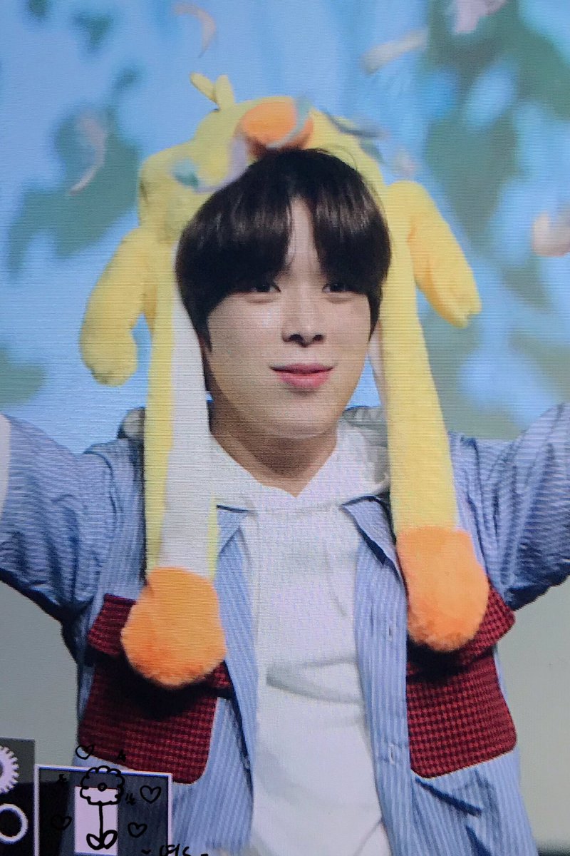 531_uflower's tweet photo. 190217 팬싸💐✨
#VERIVERY #베리베리 #연호 #여노 #YEONHO #불러줘 #여노해용️❤️@by__verivery https://t.co/slQvm2wAxQ