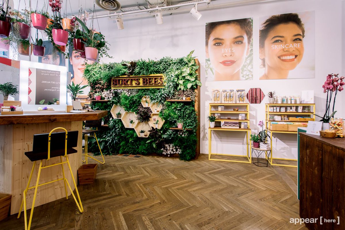 Check out the new <a href="/BurtsBeesUK/">Burt's Bees UK</a> pop-up appearing in our Slingsby Place space #CoventGarden. Everything from the products to the fit out has been created with a focus on the natural and sustainability.
 facebook.com/pg/AppearHere/…