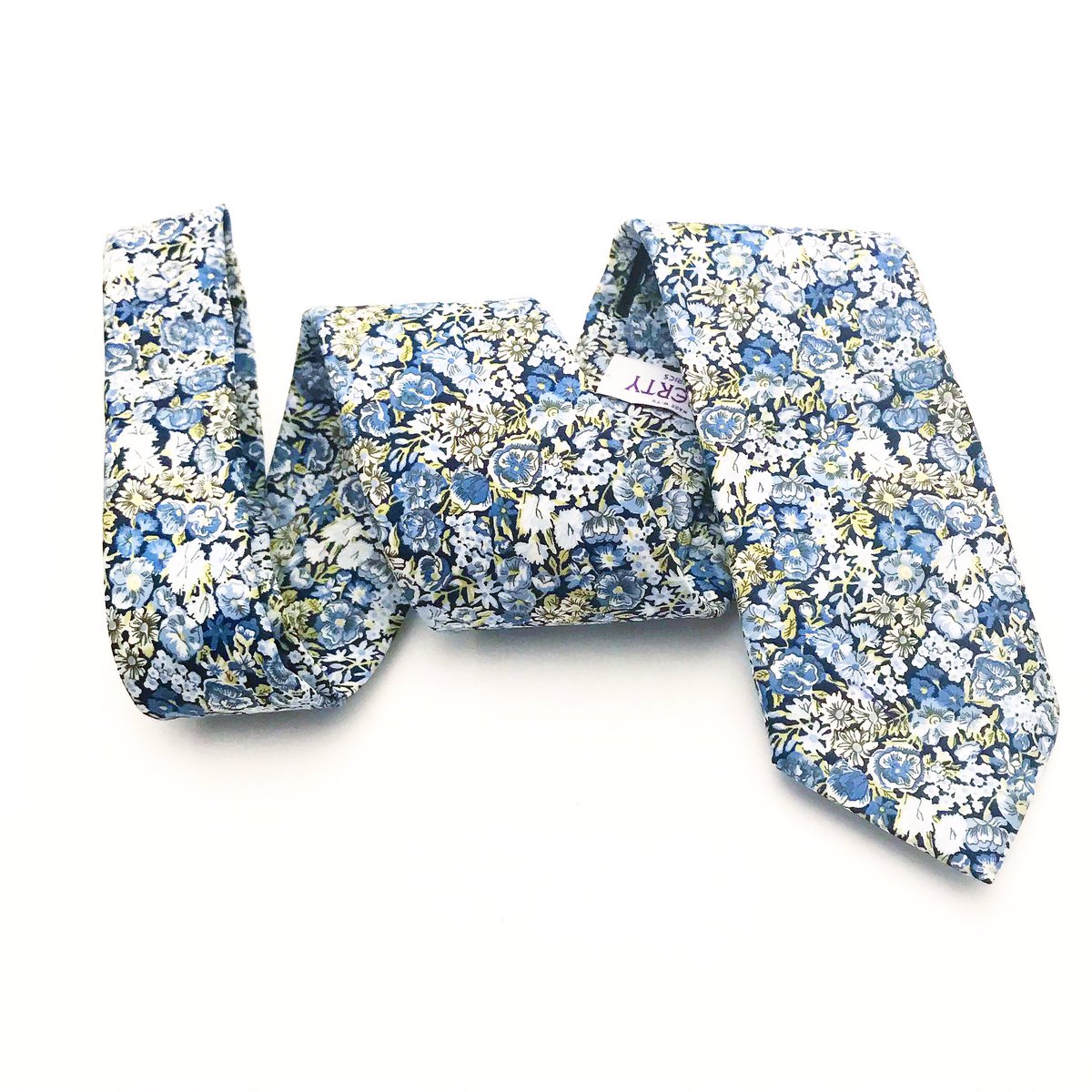 Van Buck tweet media