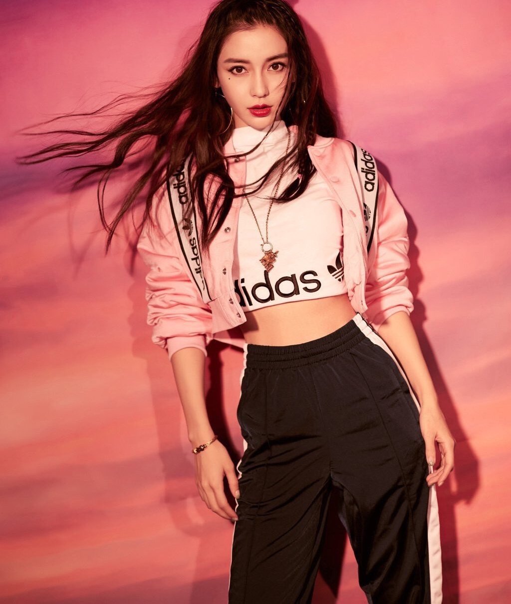 予約受付中 ジャケット アンジェラベイビー着用 Adidas ダウンベスト Alrc Asia