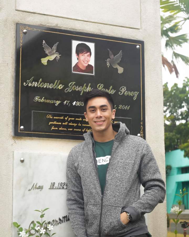 Happy birthday, buddy! © visiting the tomb of the late AJ Perez © Bruno Gabriel FB Page 