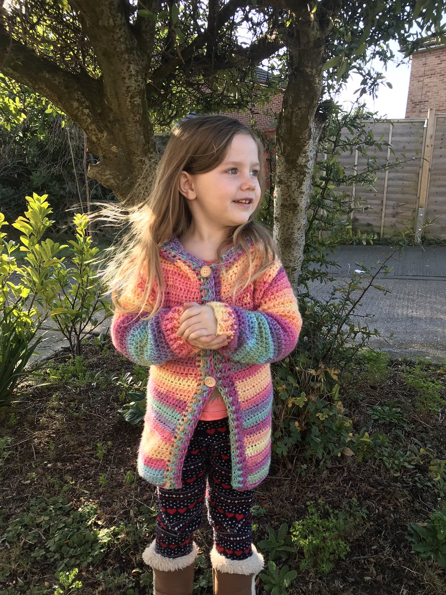 xxTPTxx's tweet photo. A stint in urgent care with this little pickle meant we were up at silly o’clock this morning. Thankfully nothing to worry about, and the silver lining was these gorgeous pictures of my latest cardigan 😊 #crochet #handmade #cardigan #handcrafted #smallbusiness #morningsun https://t.co/4G7x0UKoFz