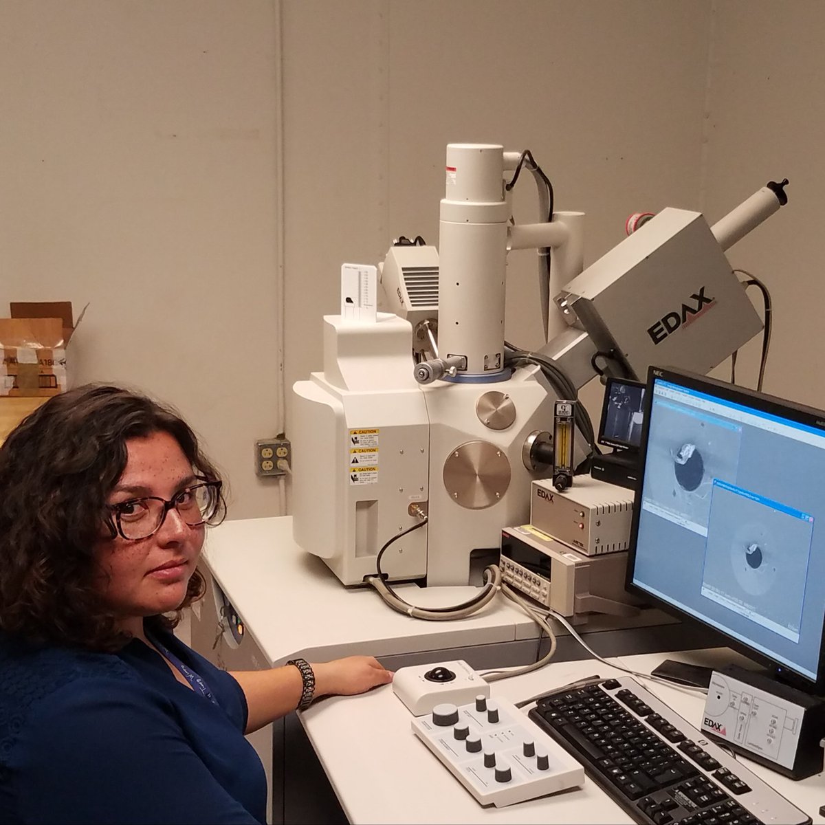 Starting off #NationalEngineersWeek, we have Ms. Sabrina Maestas - a mechanical engineer⚙ working in High-Power Electromagnetics!
#WomeninSTEM #AFResearchLab #Engineering