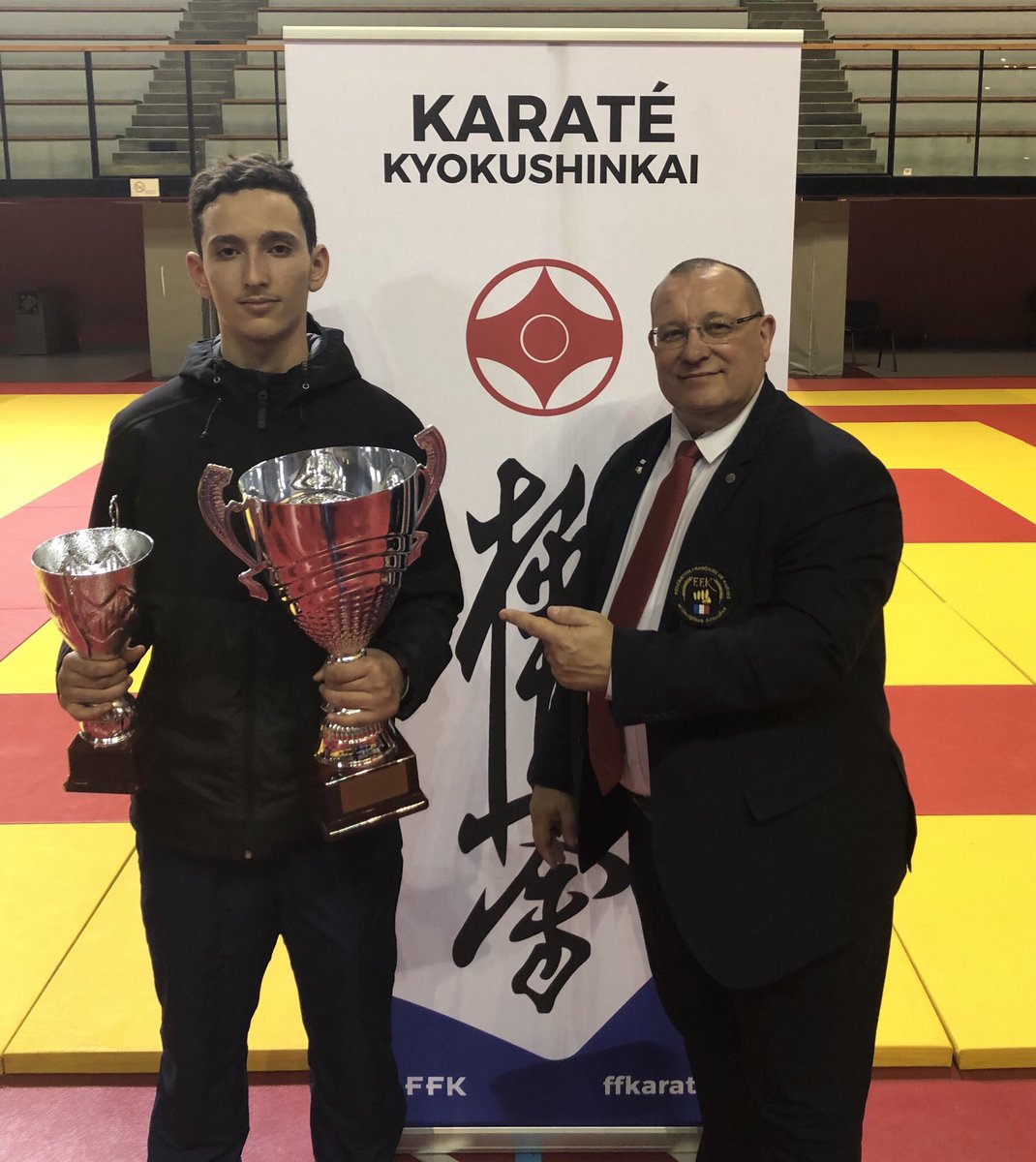 #Competition
➡️ Coupe de France Kyokushinkai 
🗓️ Dimanche 17 février à 
📍 INJ ,75014 Paris 
#Karate
Ayé c’est fini ! Sur le podium Theo Williams termine 3ème dans sa catégorie et 3ème en Open, Mohamed Ben Saad 3ème dans sa catégorie et obtient la coupe du KO le plus rapide