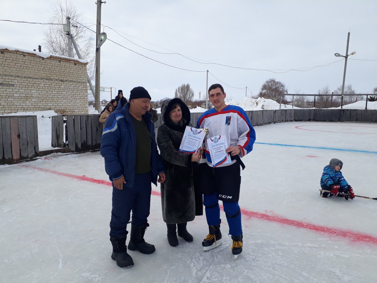 Прогресс хворостянский район. Школа в Новокуровка Хворостянский район. Новокуровка Хворостянский район. Турнир по футболу Хворостянского района. Подслушано Прогресс Хворостянского района.