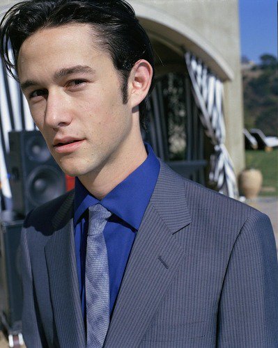 Happy birthday to one of my favourite and underappreciated actors, joseph gordon levitt! hope he has a good one! 