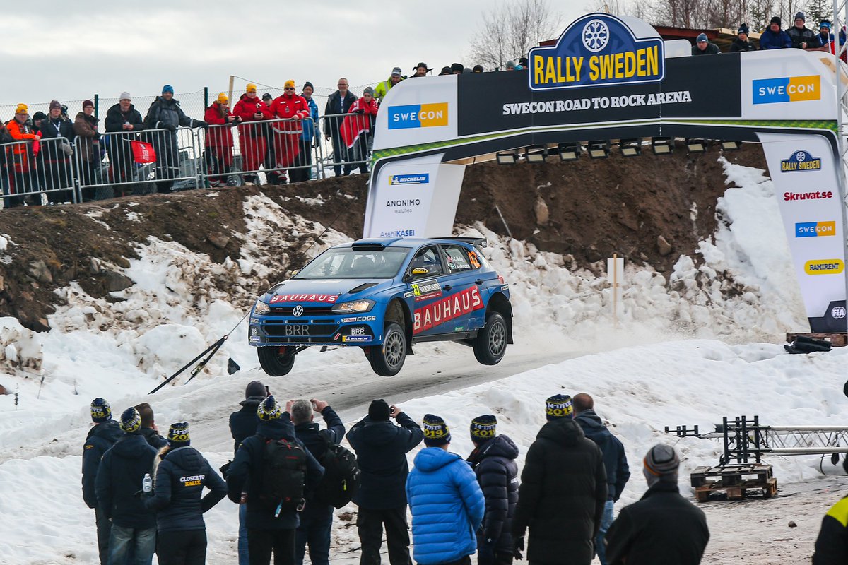 Volkswagen Sverige tweet media